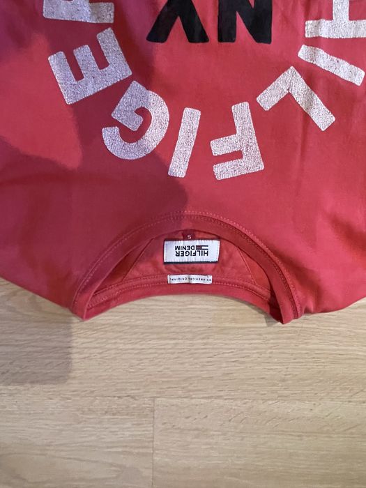 T shirt tommy hilfiger tamanho S