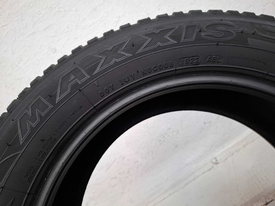 1x 215/60R17 Maxxis Premitra All Season AP3 SUV 6,5mm 22r.
