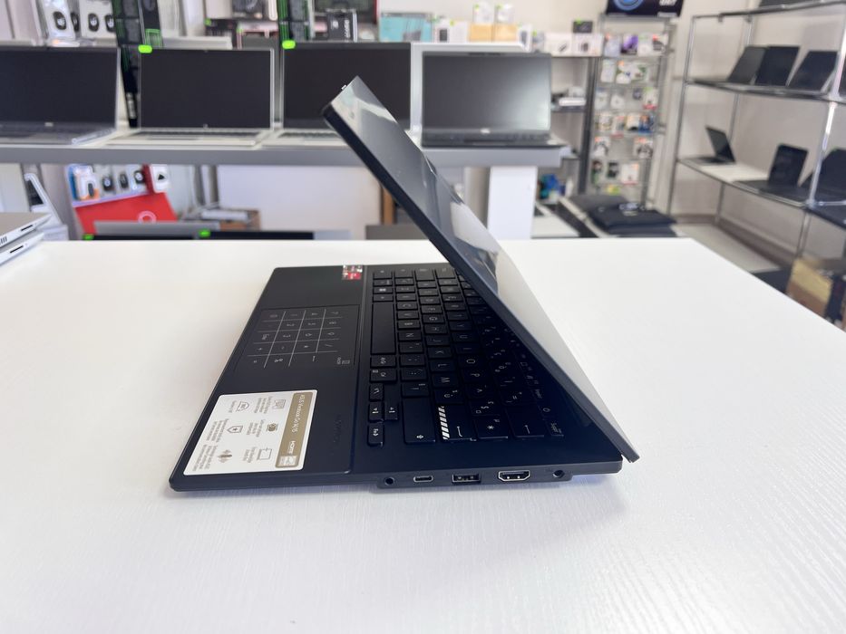 Новий / ASUS VIVOBOOK S1404 / Ryzen 5 7520U / LPDDR5 16GB / SSD 1TB /