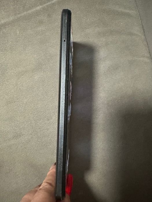 Продам мобільний телефон Redmi 12C