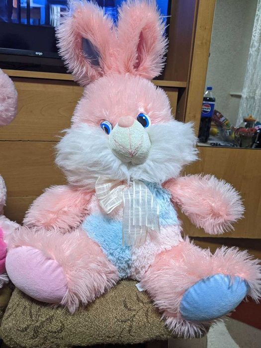 М"ягкі іграшки.  В гарному станні