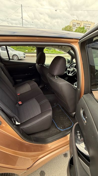 Nissan Leaf 2021 62 KW SV
