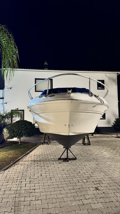 Vende-se Barco Sea Ray Express Cruiser 215