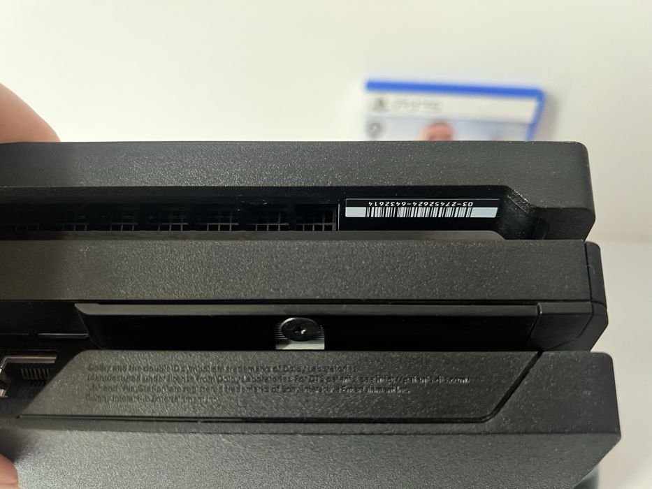 Sony Playstation 4 Pro 1 tb