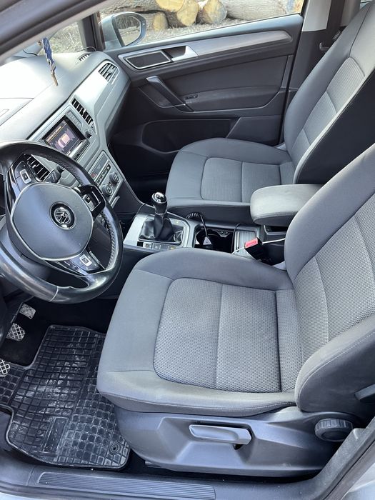 Volkswagen Golf Sportsvan 1.6 TDI 110 KM – 2014 r.