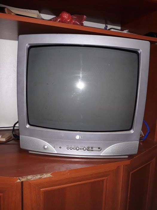 Продам телевізор