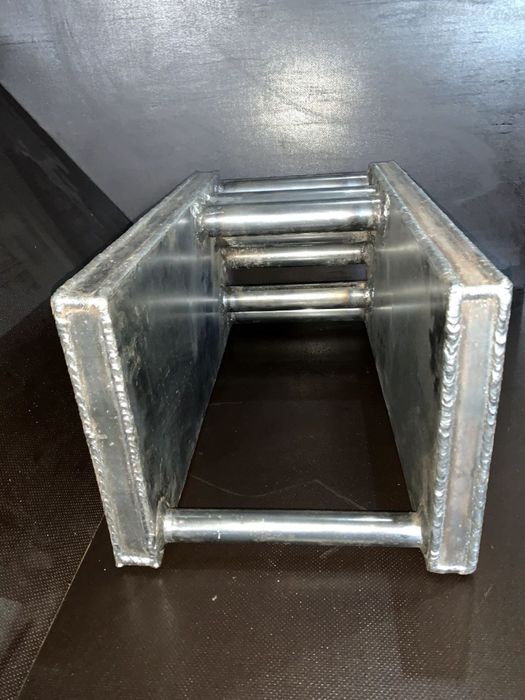 Котел в грубу , піч , камін