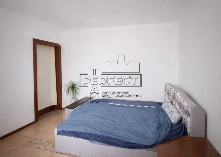 Продаж частини 3к квартири Прирічна 29 / Приречная 29