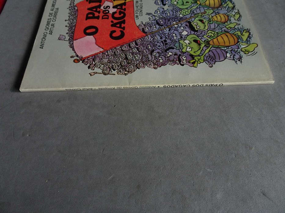Livro O País dos Cágados - Folhetim histórico-cómico contado a passo