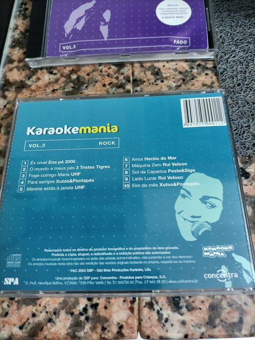 Três de CDS de  Música /Karaoke.