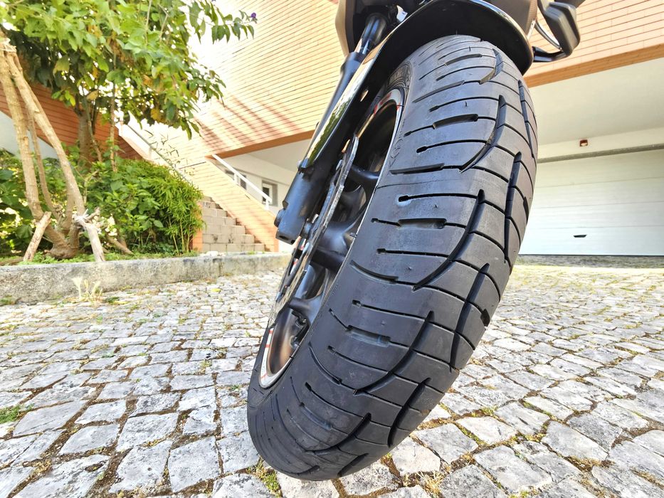 Honda NC 750 X com apenas 29.800 kms, muito estimada