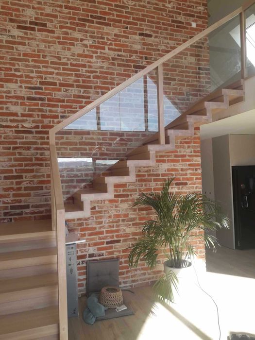 schody drewniane, dąb jesion