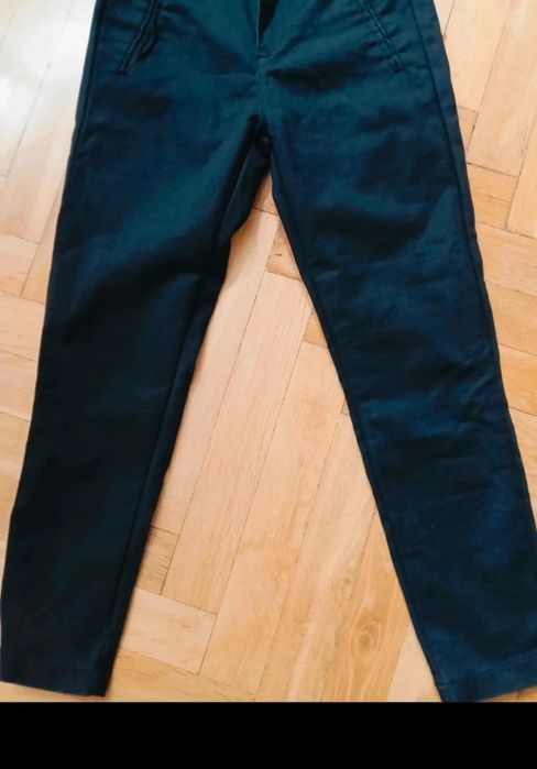 Spodnie cygaretki dopasowane XS