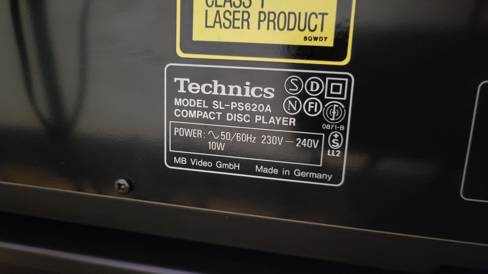 Segmentowa wieża audio Technics