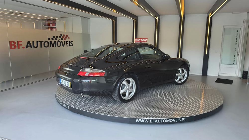Porsche 911 (996) Carrera