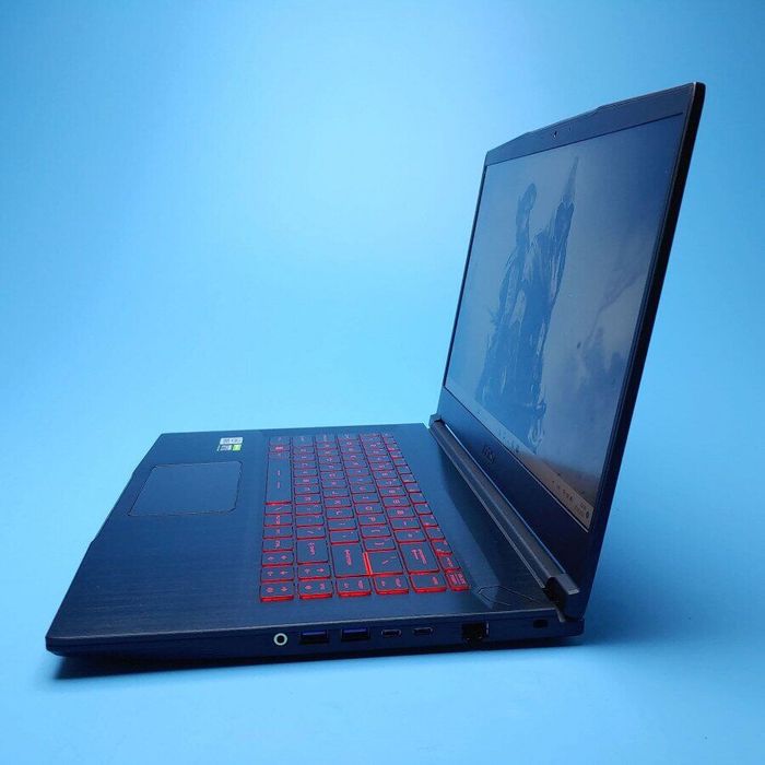 Супер Игровой Ноутбук/Видеокарта RTX 3060/ Киберпанк, Сталкер 2