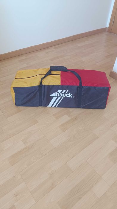 Conjunto Quarto de Bebé Completo: Cama de Grades + Cómoda Fraldário + Berço Viagem