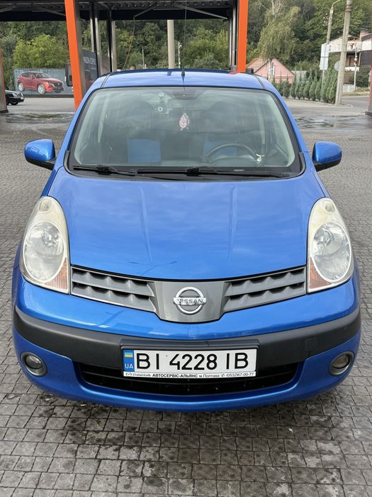 Продам Nissan Note 1.6 2006 в дуже хорошому стані