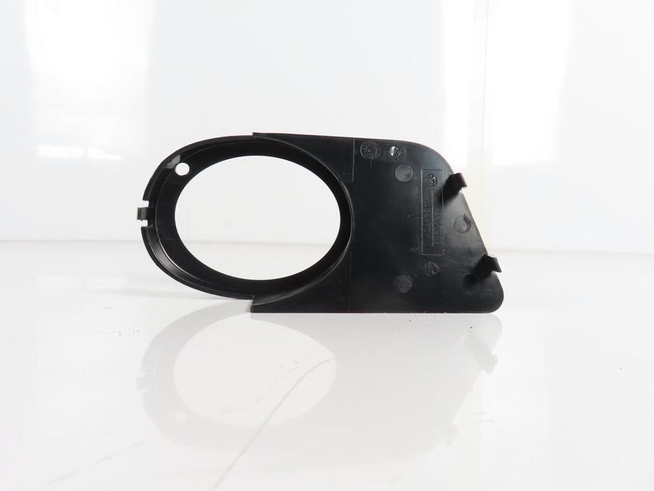 Grelha Farol Nevoeiro Bmw 5 Ref: 51112496283 1995 - 2004