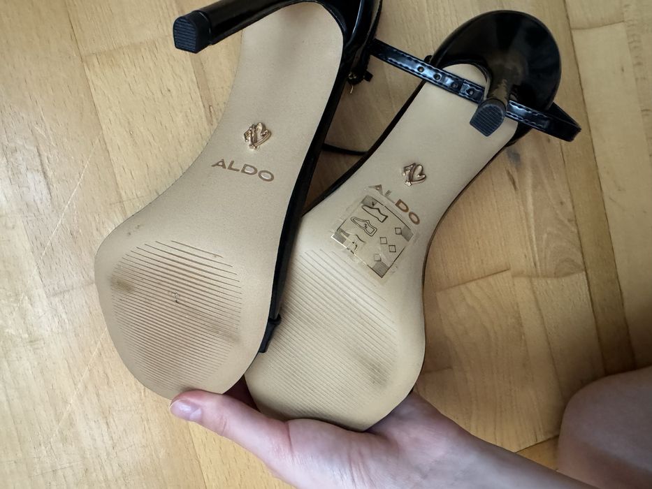 Босоніжки Aldo чорні підбори