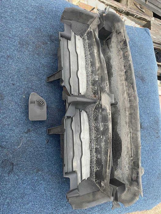 Bmw x3 e83 воздуховод жалюзи ролета 51743415851