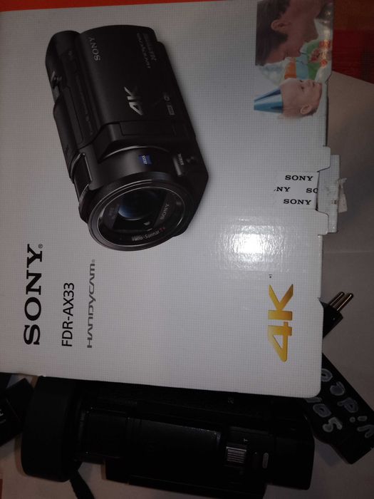 Kamera 4k Sony  FDR-AX33