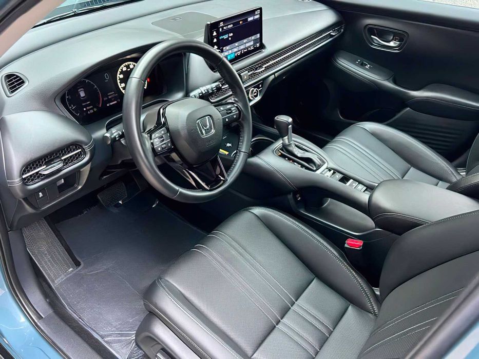 Honda HR-V EX-L      2025