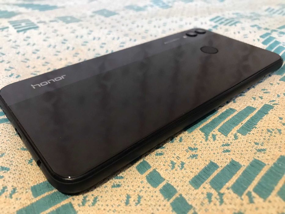 Смартфон Huawei Honor 8X 4/64. В стані близькому до ідеалу.