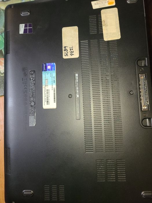 Dell Latitude E7470 / i7  6600 / 8 ГБ / SSD 256 ГБ / Windows 11 Pro.