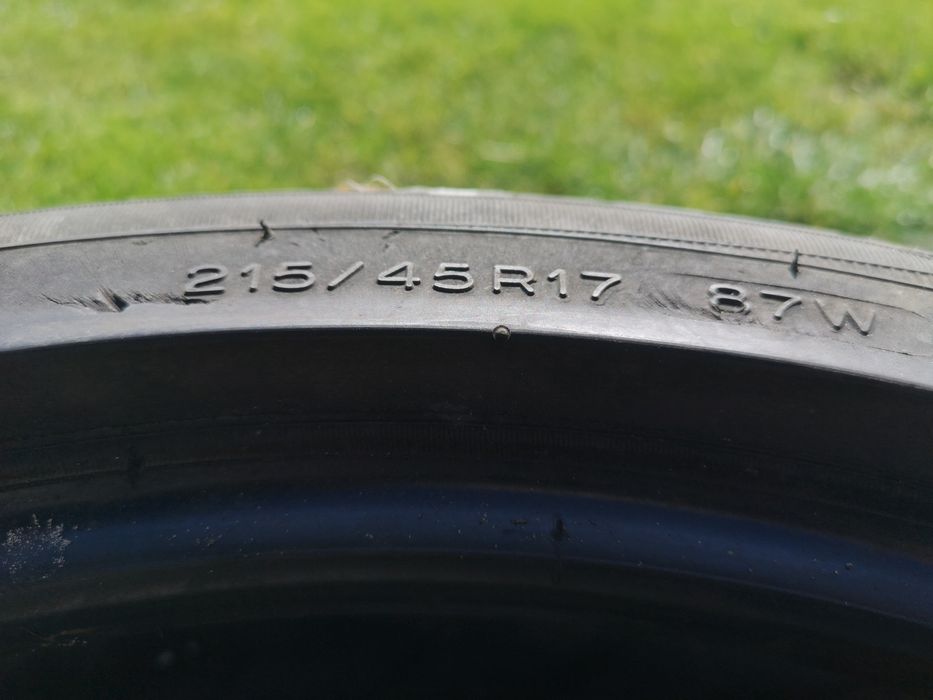 Opony letnie 215/45/17 Michelin 6mm 2szt.