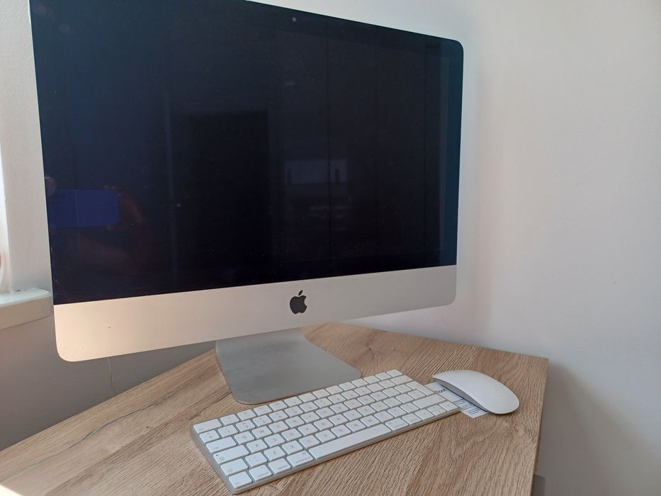 iMac 21.5-inch MMQA2ZE/A 8GB 1 TB