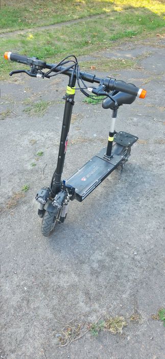 Електросамокат spark outlander max pro 10