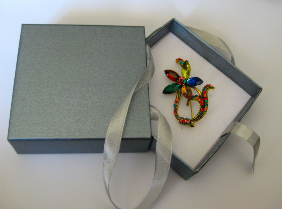 Alfinete / Broche / Pregadeira Flor Colorida NOVO