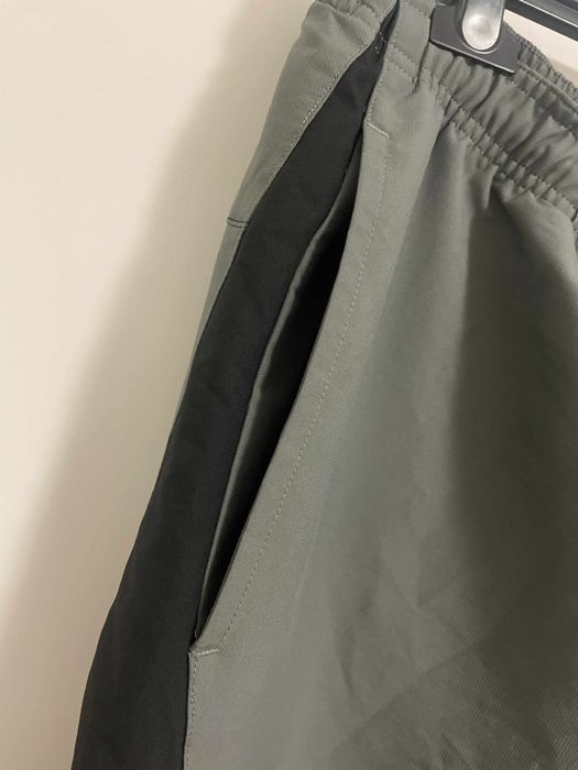 Szare męskie spodnie dresowe szelesty Adidas XXL