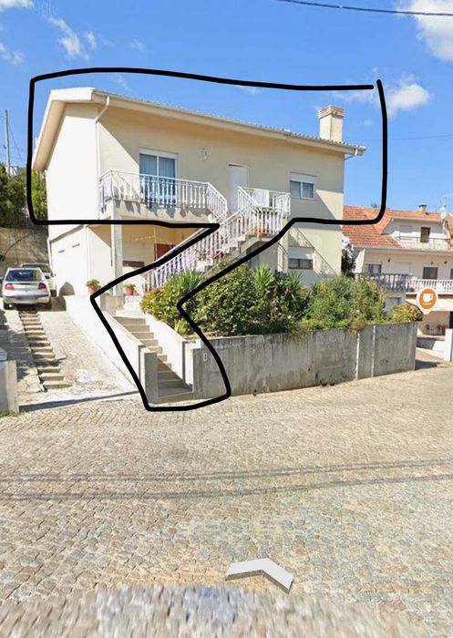 Andar Moradia T2+1 para venda