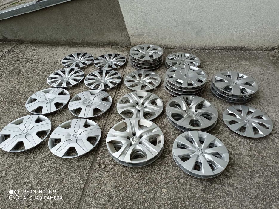 Колпаки 14-17 Toyota Corolla Auris Rav4 CAMRY YARIS Prius ковпаки ориг
