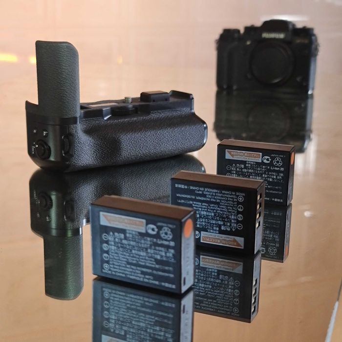 Fujifilm XT2 + Battery Grip