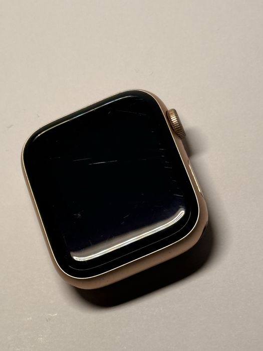 Apple Watch SE 44 mm Aluminium (GPS), рожеві