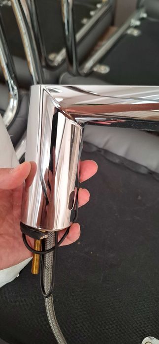 Bateria Grohe Bezdotykowa