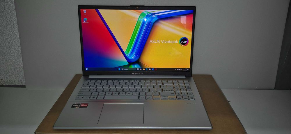 ASUS Vivobook 15.6インチ Ryzen 5 7520U 16GB Laptop Asus Vivobook 15 15,6 Amd Ryzen 5 16 Gb 512 Gb - Niska cena