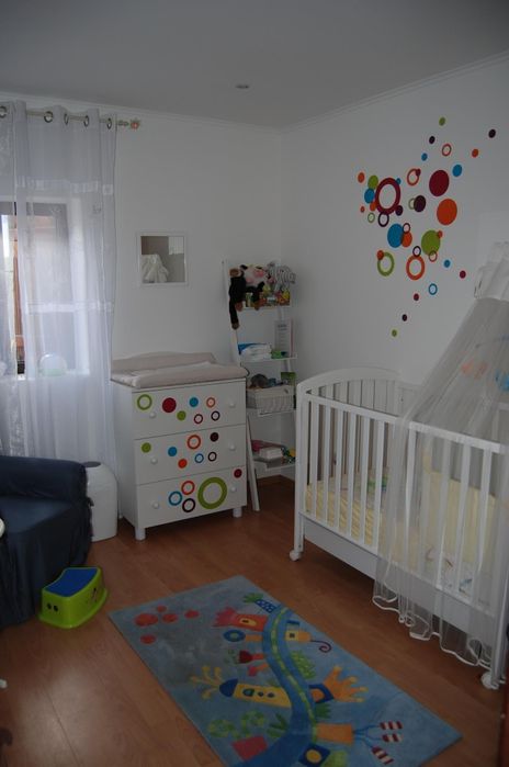 Berço branco com gaveta + colchão novo