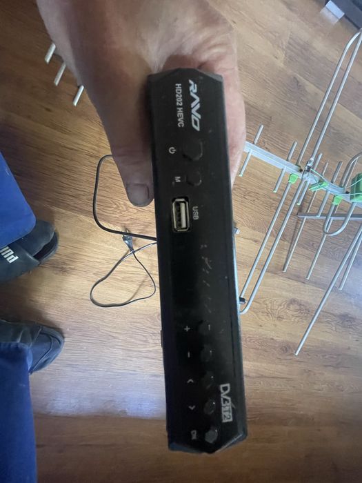 Zestaw telewizja naziemna - antena, tuner / dekoder, kanle