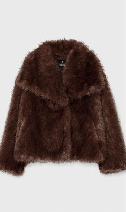 Casaco de pêlo castanho Stradivarius