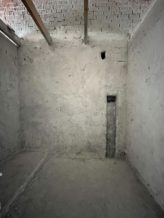 Продається таунхаус 135 м2 з гаражем . Паркан, брама, фіртка