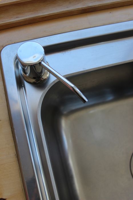 Doseador de detergente para lava loiça, totalmente novo