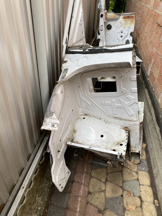 Sprinter 906 лонжер стойка передній лівий та правий