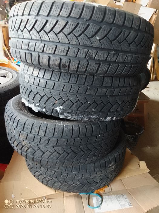 Opony zimowe  205/55 r16 cztery sztuki