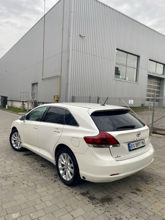 Продам Toyota venza