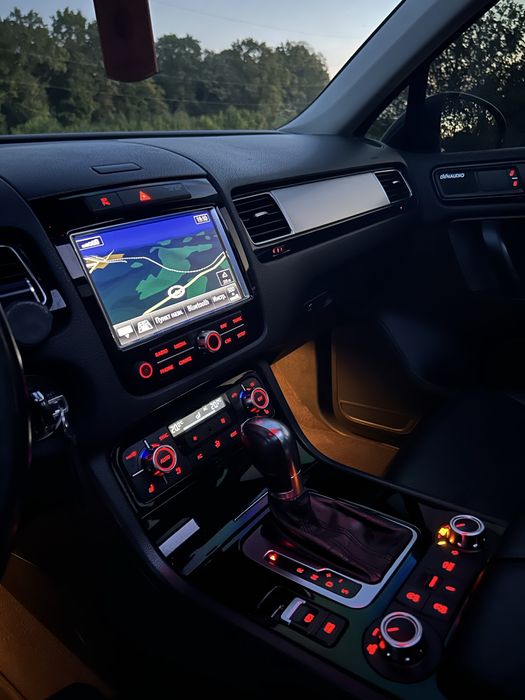 Volkswagen Touareg R-LINE 2012