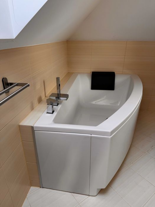 KOŁO wanna narożna prawa Clarissa 160x100 akrylowa bateria zagłówek